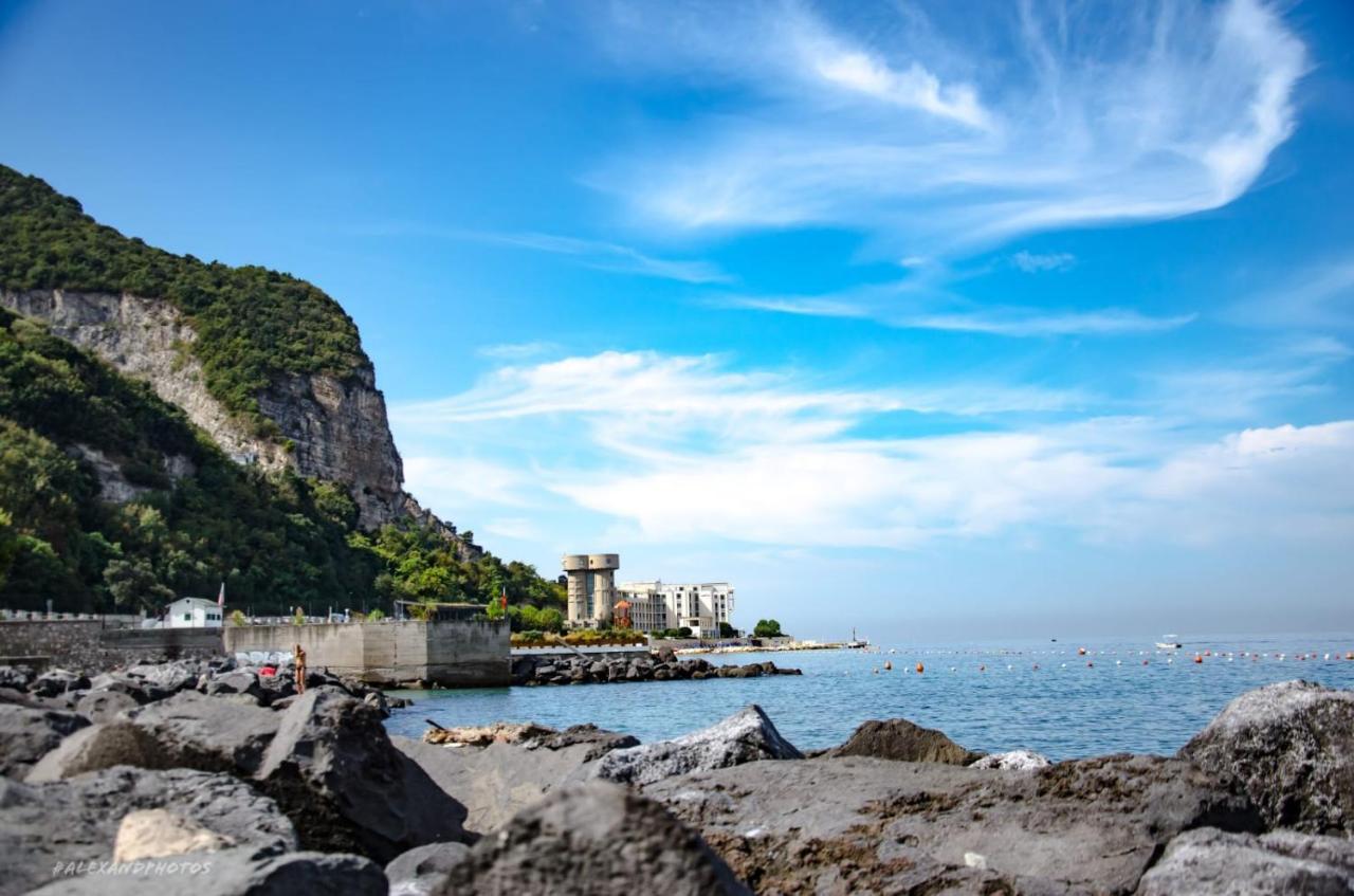 Apartamento Il Rifugio Di Pozzano Castellammare di Stabia Exterior foto